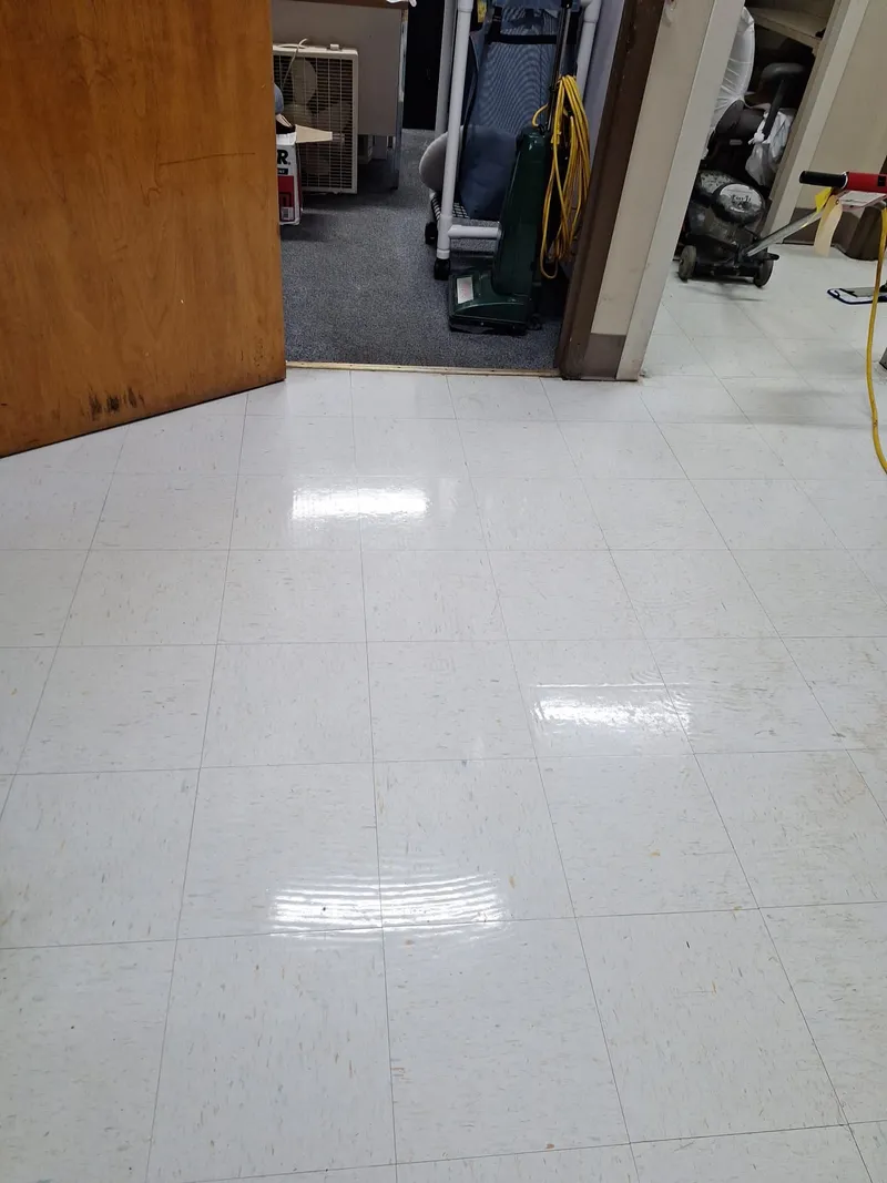Floor Stripping & Waxing in Louisville, KY